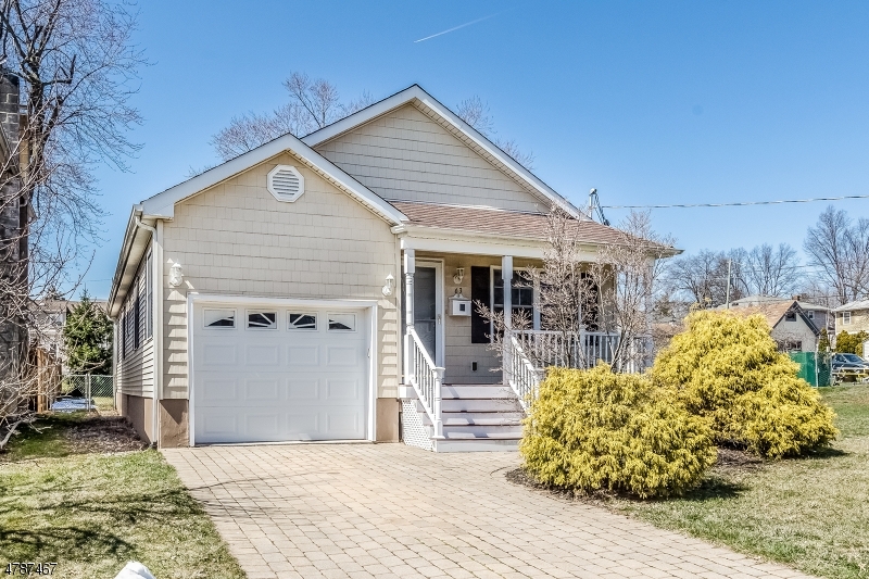 Property Photo:  63 Quick Avenue  NJ 08869 