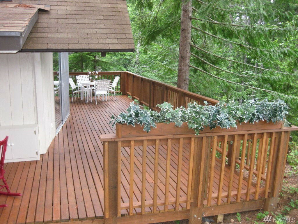 Property Photo:  471 N Dow Mountain Dr  WA 98548 