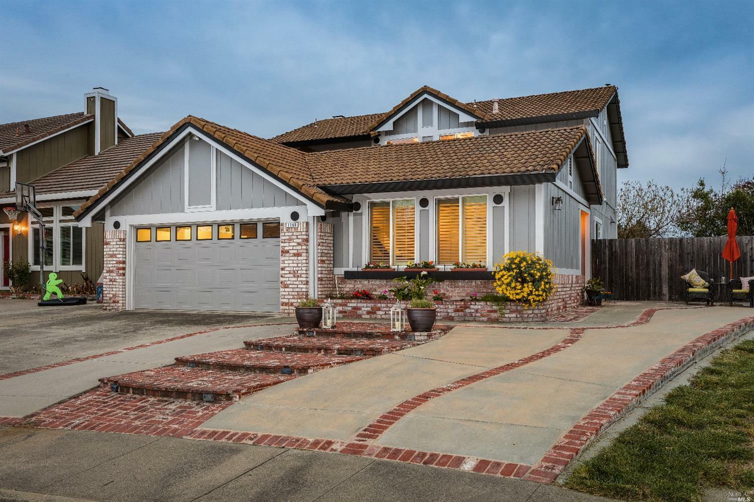 Property Photo:  1168 Wieling Way  CA 94954 