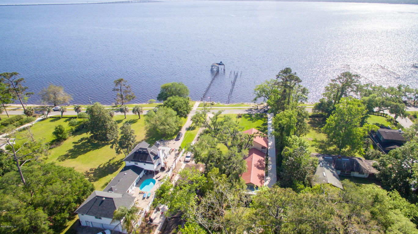 Property Photo:  1320 River Road  FL 32073 