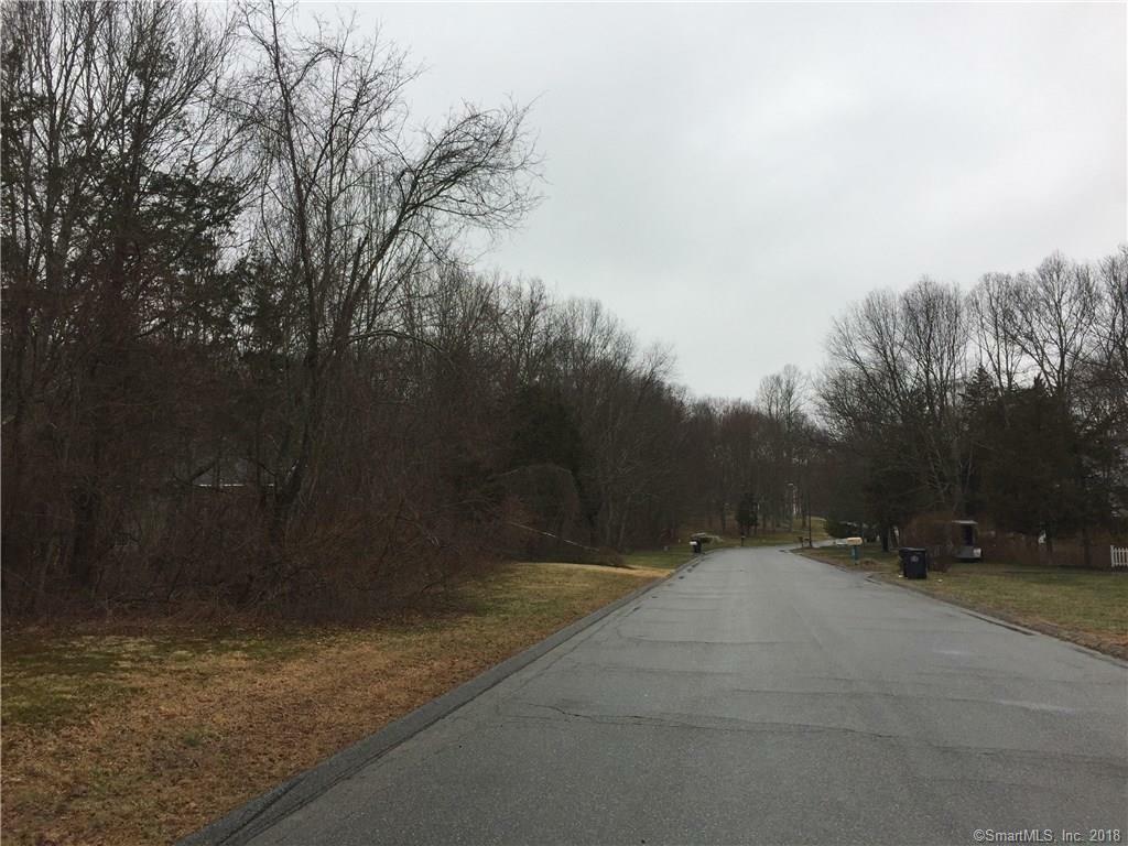 Property Photo:  4 Daisy Hill Road  CT 06370 