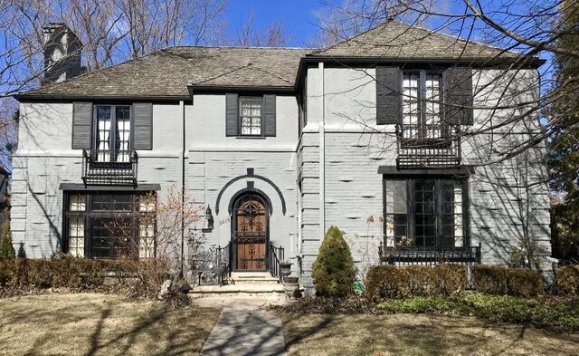 Property Photo: 3015 Normandy Place IL 60201