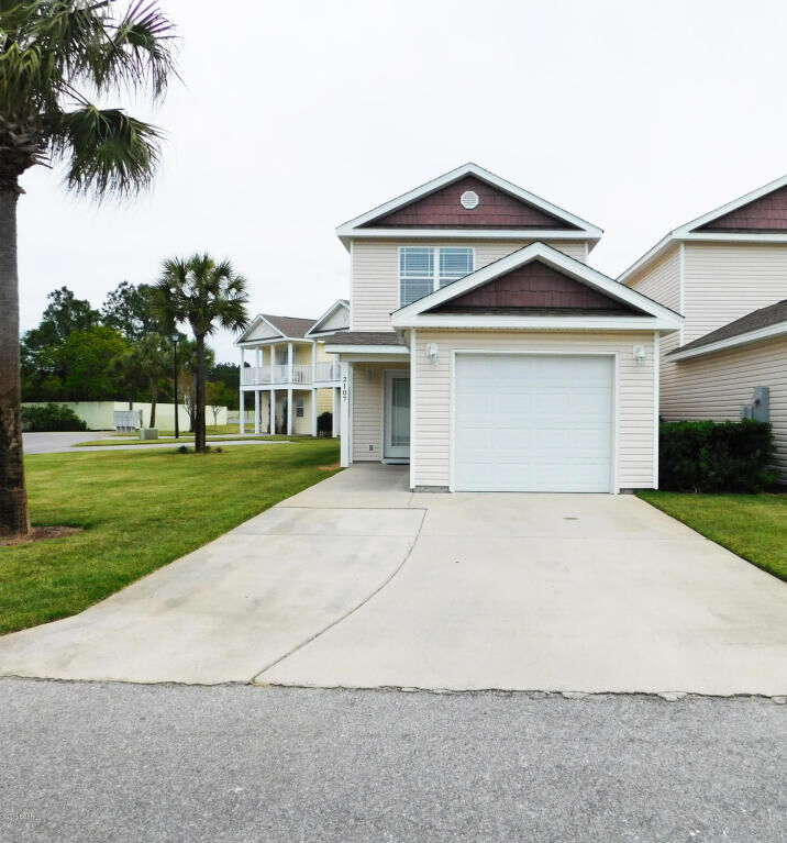 Property Photo: 2107 Sterling Cove FL 32408