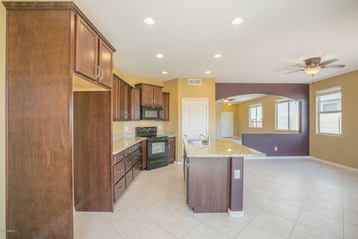 Property Photo:  18117 W Ivy Lane  AZ 85388 