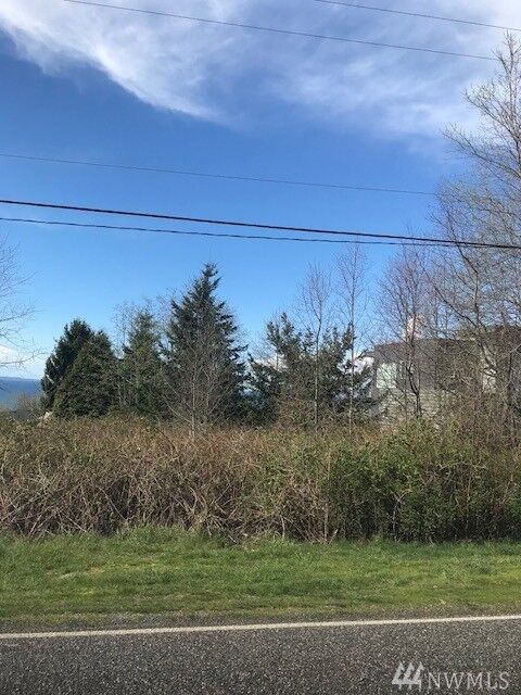 Property Photo: 10 Semiahmoo Dr WA 98230