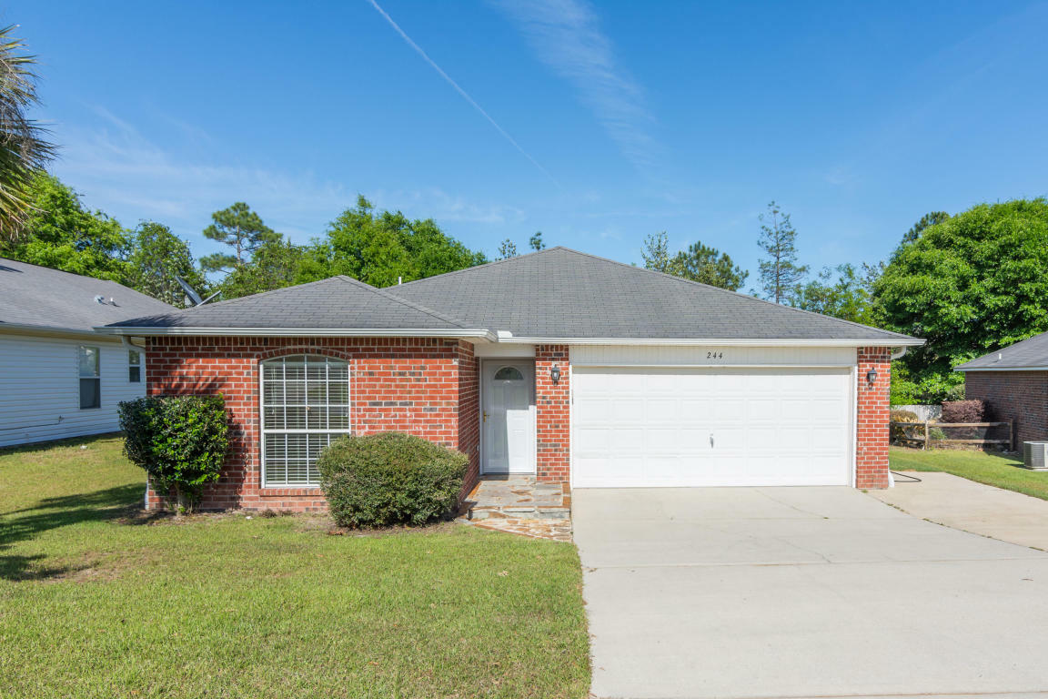 Property Photo:  244 Limestone Circle  FL 32539 