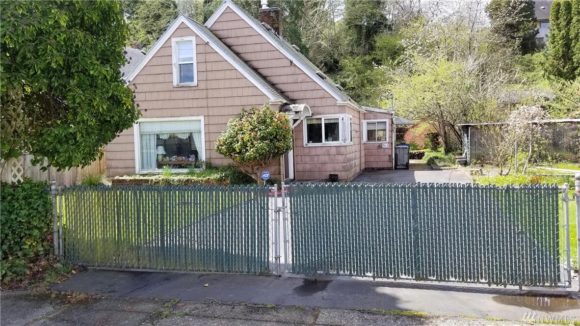 Property Photo: 511 N B St WA 98520