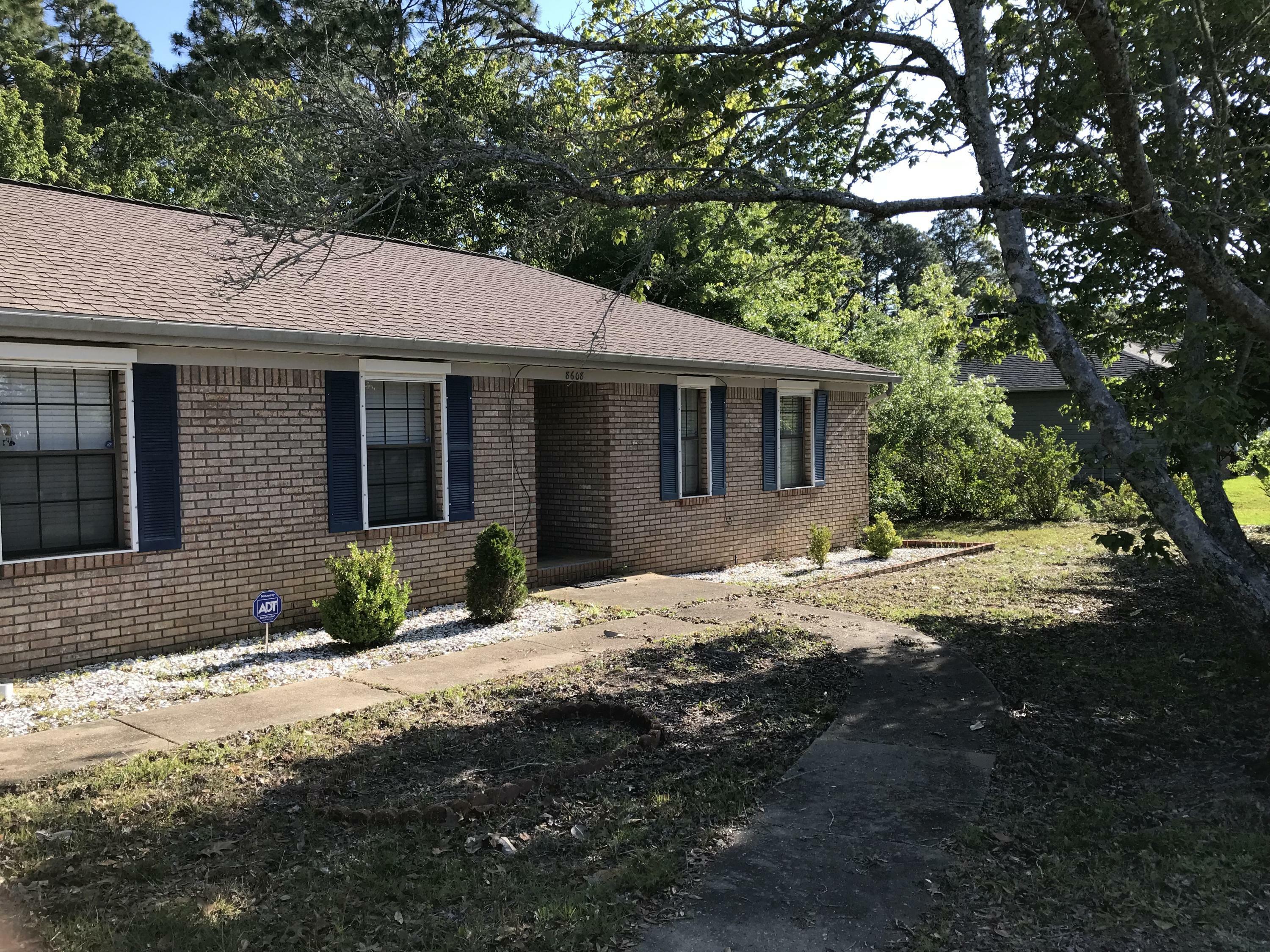 Property Photo: 8608 Laredo Street FL 32566