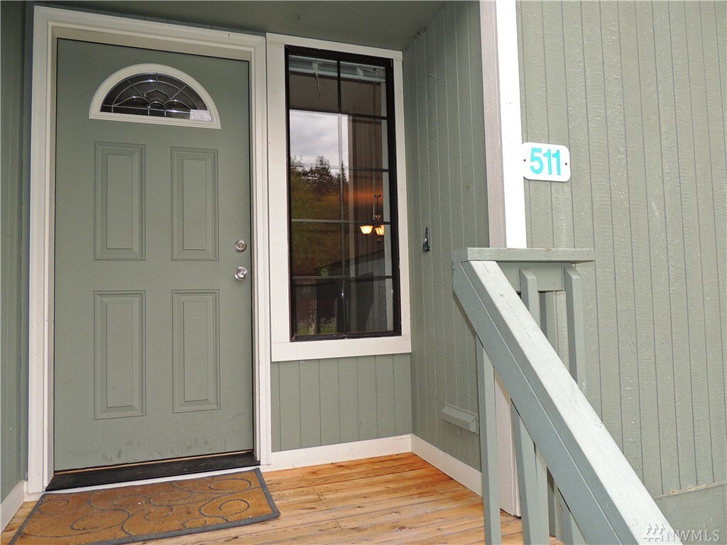 Property Photo: 511 Kloshe Wy WA 98257