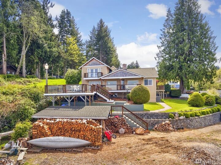 Property Photo: 8727 SE John Street WA 98366