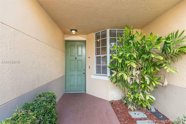 Property Photo: 711 SW 148th Ave 411 FL 33325
