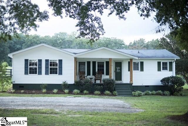 Property Photo:  540 Pine Thicket Road  SC 29657 