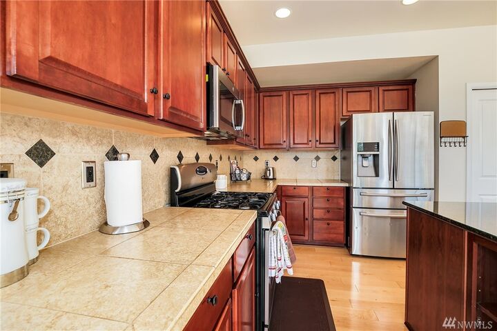 Property Photo:  3528 162nd Place SE  WA 98012 