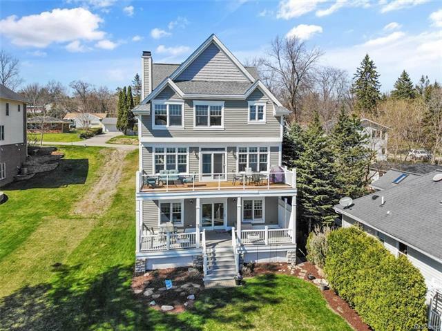 Property Photo: 2655 Lakeridge MI 48393
