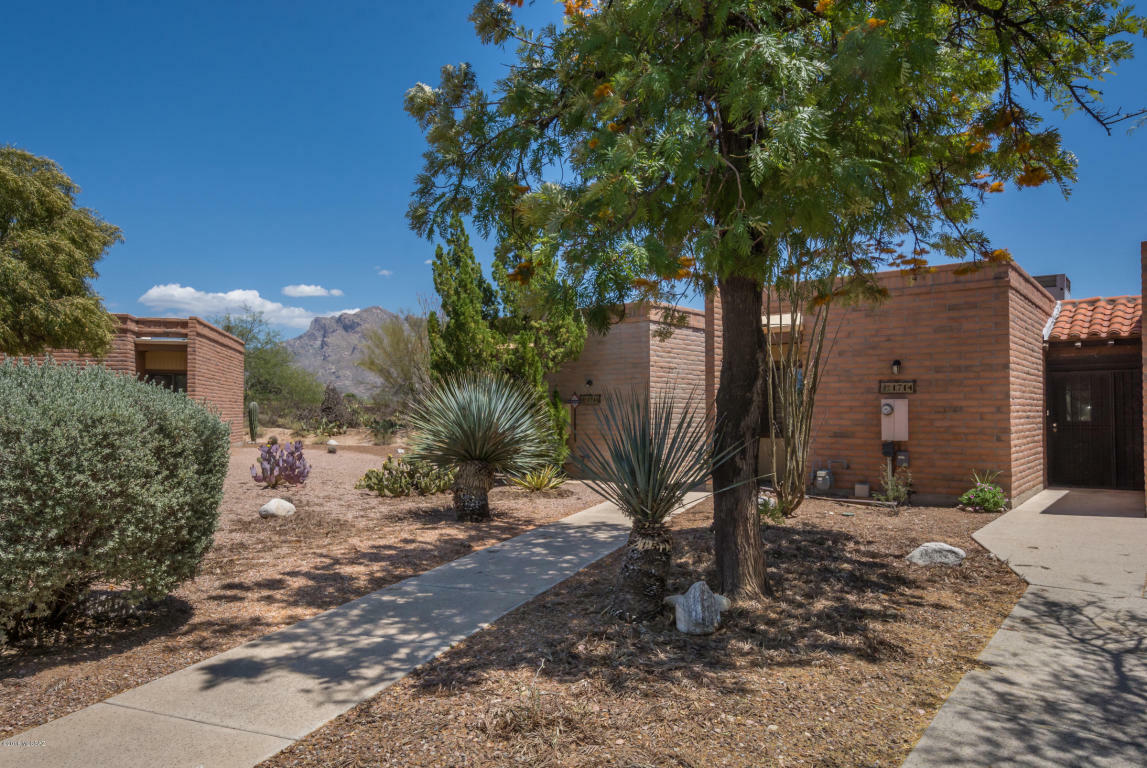 Property Photo:  1714 W Dalehaven Circle  AZ 85704 