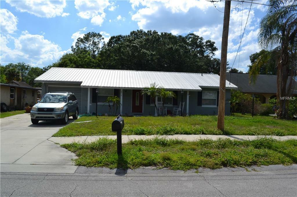 Property Photo:  4910 Seminole Avenue  FL 32792 