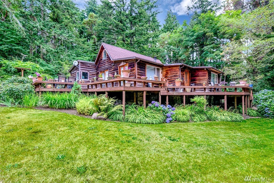 Property Photo: 10773 Hyla Ave NE WA 98110