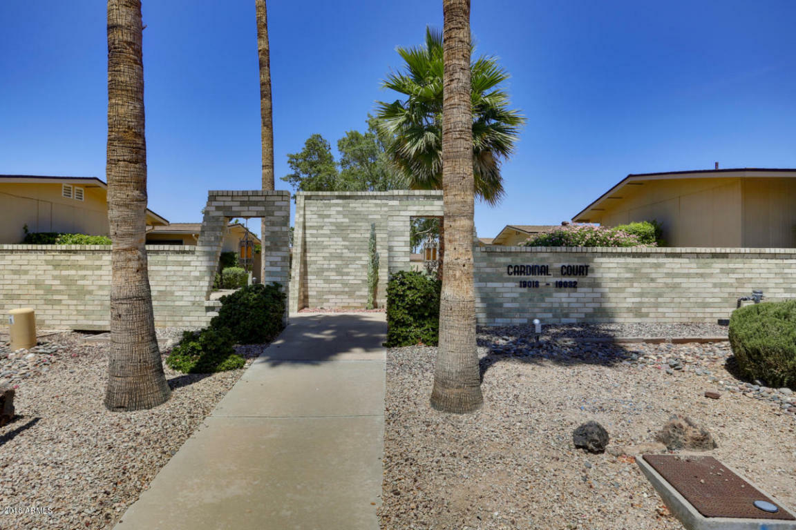 Property Photo: 19020 N 134th Drive AZ 85375