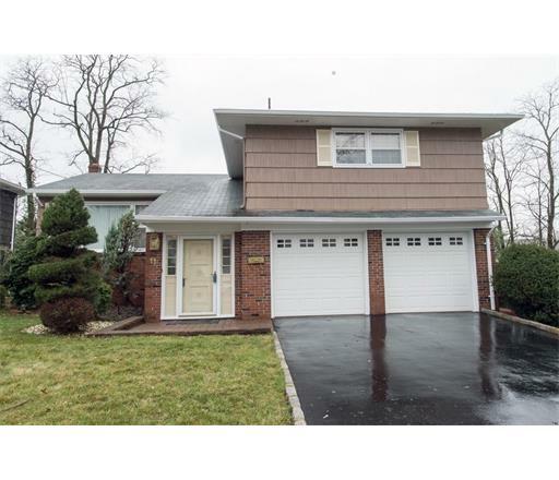 Property Photo:  11 S Cliff Road  NJ 07067 