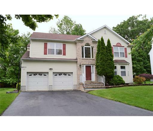 Property Photo:  10 Carrington Court  NJ 07747 