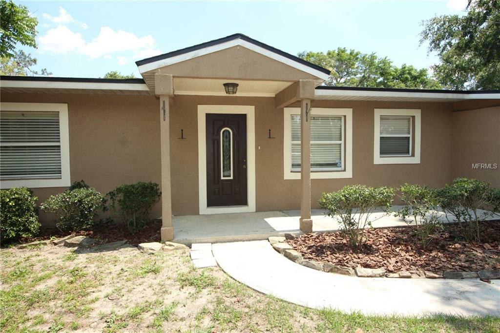 Property Photo:  1999 Twin Lake Drive  FL 34734 