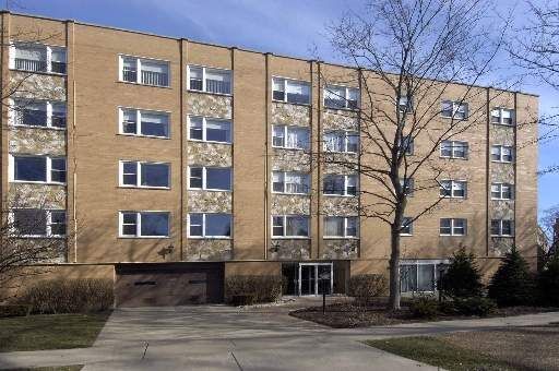 Property Photo: 2009 Harrison 201 IL 60201