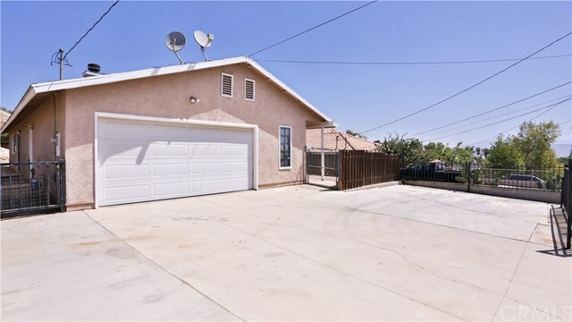 Property Photo:  1074 Navajo Road  CA 92570 