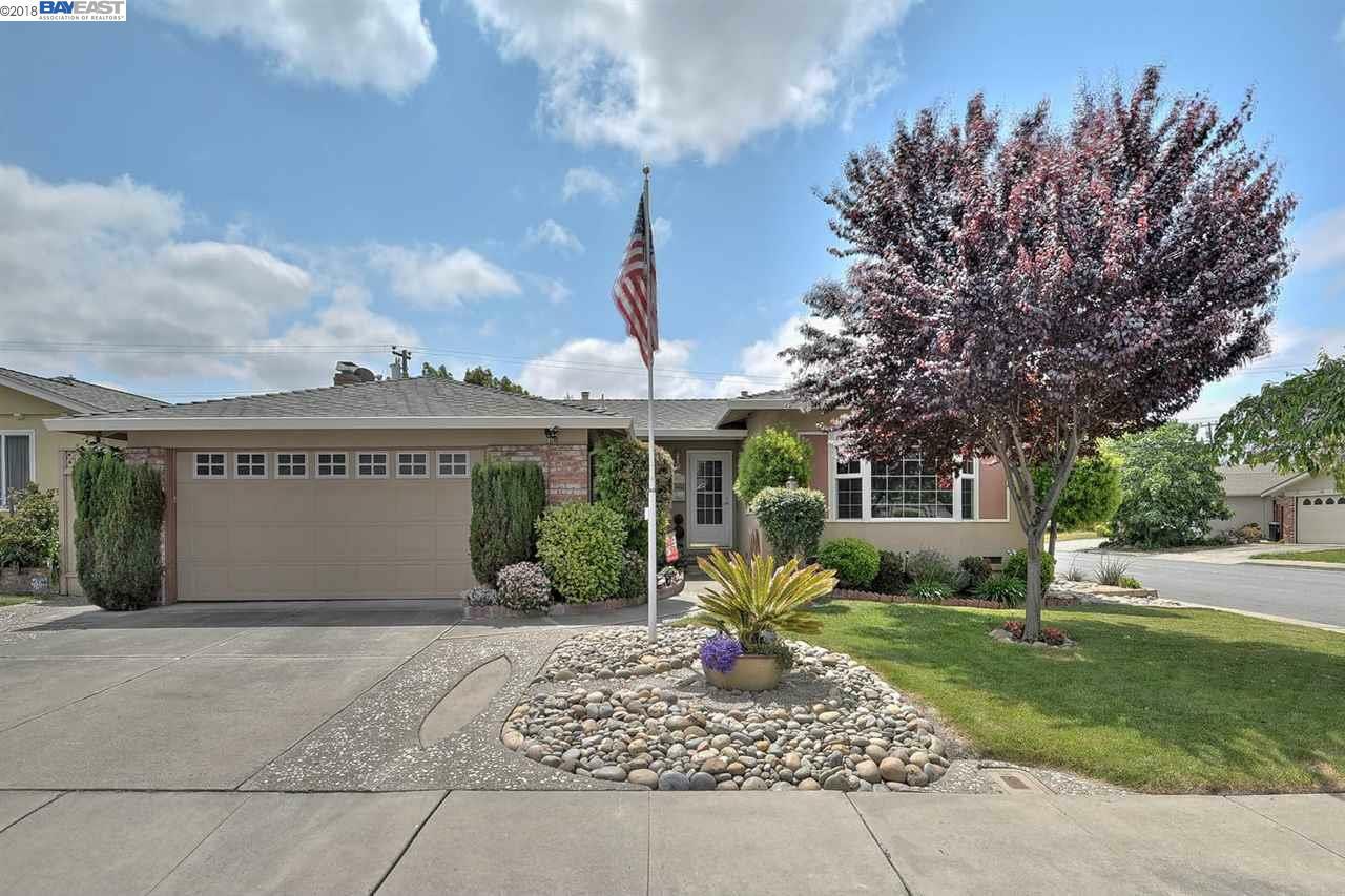 Property Photo:  2096 Arbutus Court  CA 94539 