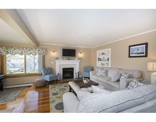 Property Photo:  42 Elm Ct  MA 02025 