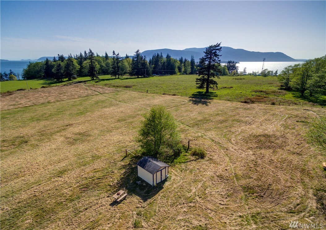 Property Photo: 4179 Sunny Hill Lane WA 98262