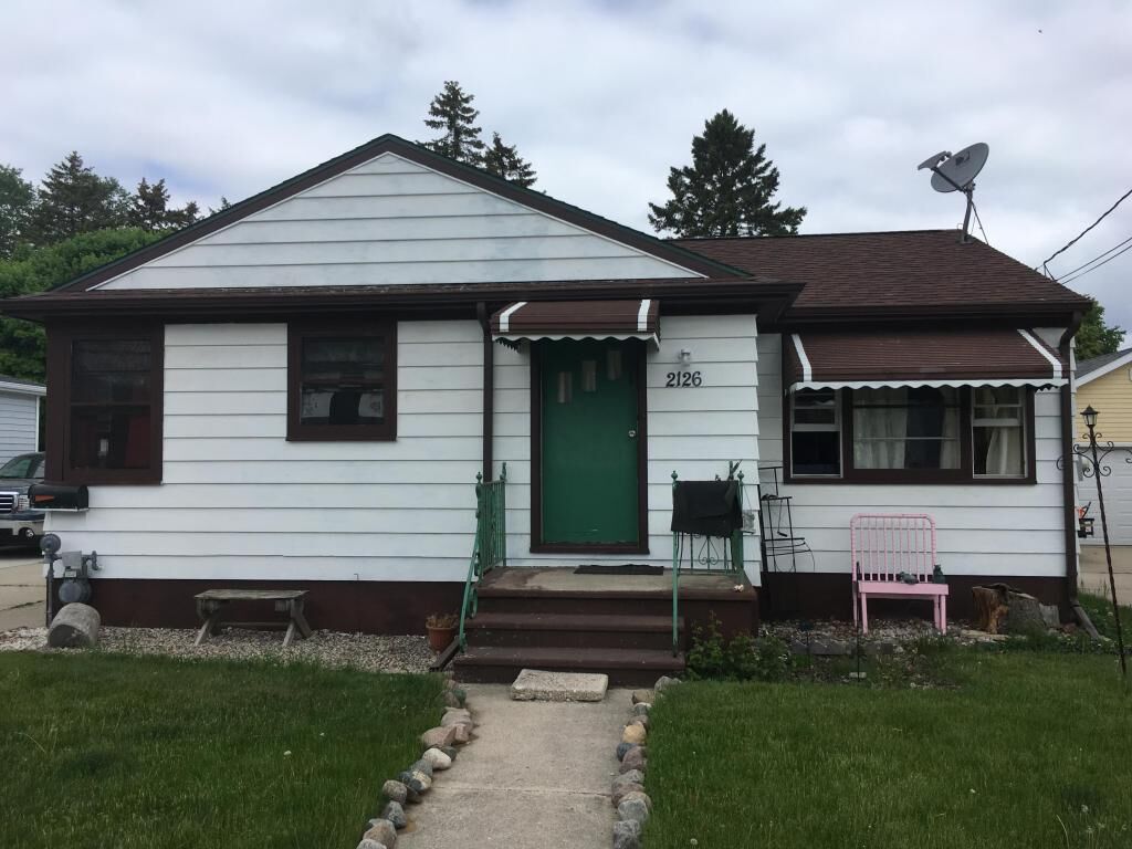 Property Photo: 2126 Roosevelt Ave WI 54241