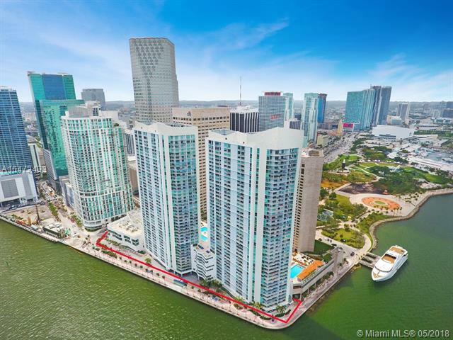 Property Photo:  325 S Biscayne Blvd 4218  FL 33131 