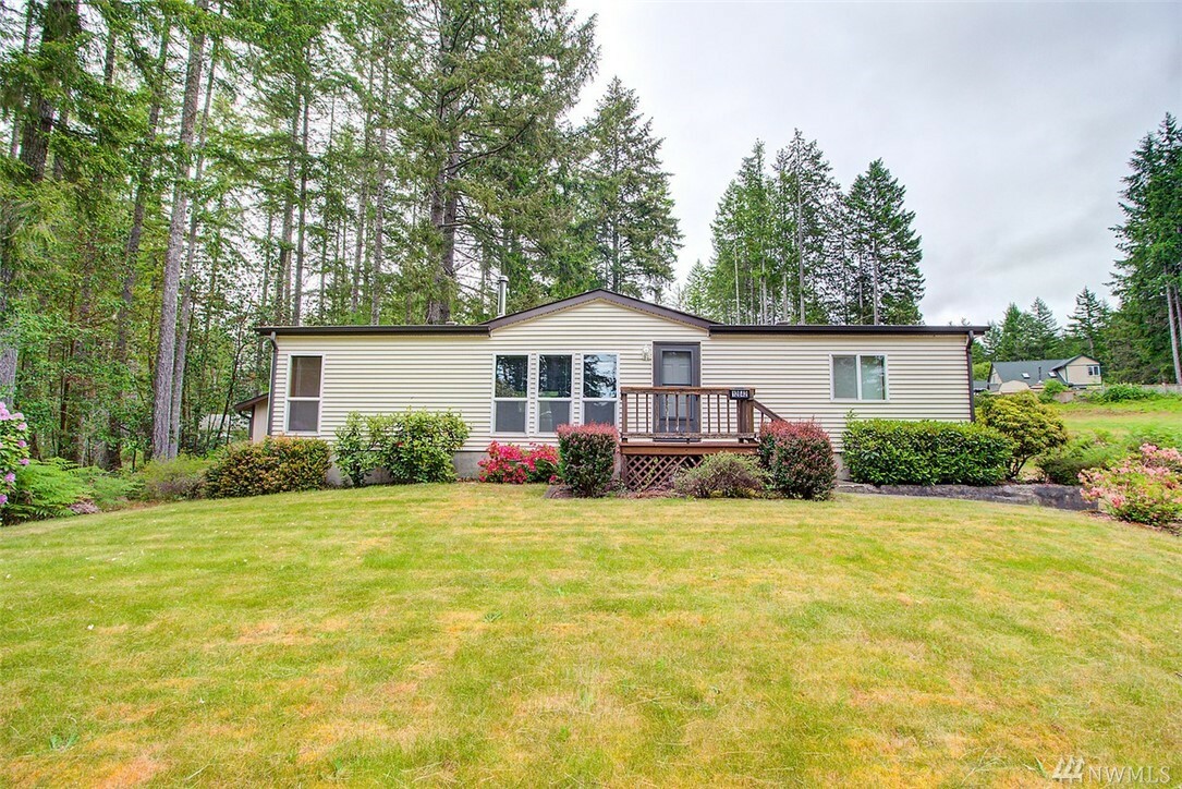 Property Photo:  12842 Wye Lake Blvd SW  WA 98367 