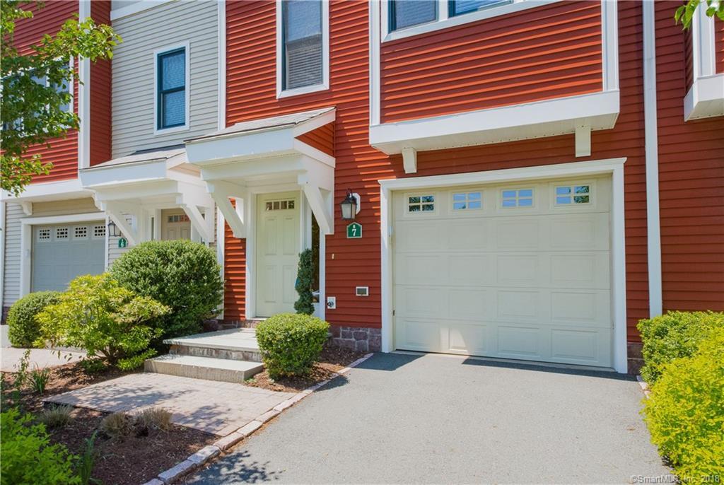 Property Photo: 645 Prospect Avenue 7 CT 06105