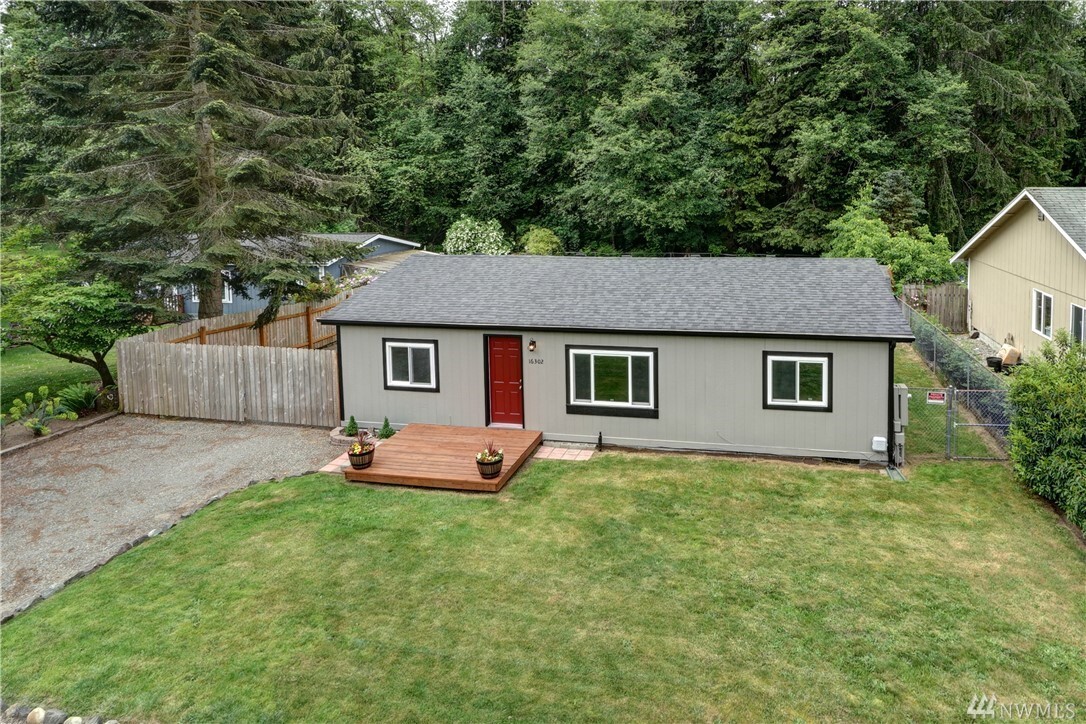 Property Photo: 16302 118th Av Ct E WA 98374