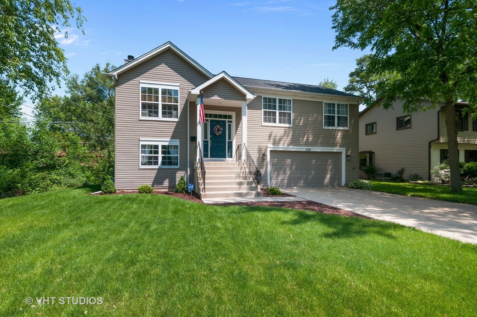 Property Photo: 209 West Country Drive IL 60103