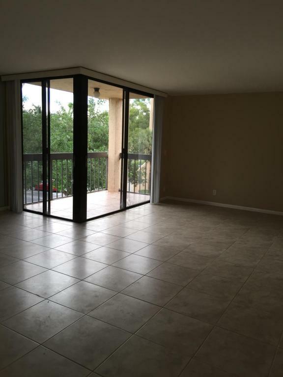 Property Photo:  2455 Lindell Boulevard 301  FL 33444 