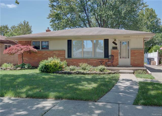 Property Photo: 8205 Randy Drive MI 48185