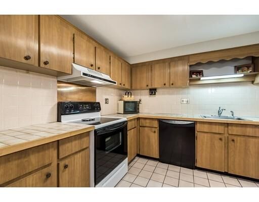 Property Photo:  247 North Main Street 4  MA 01810 