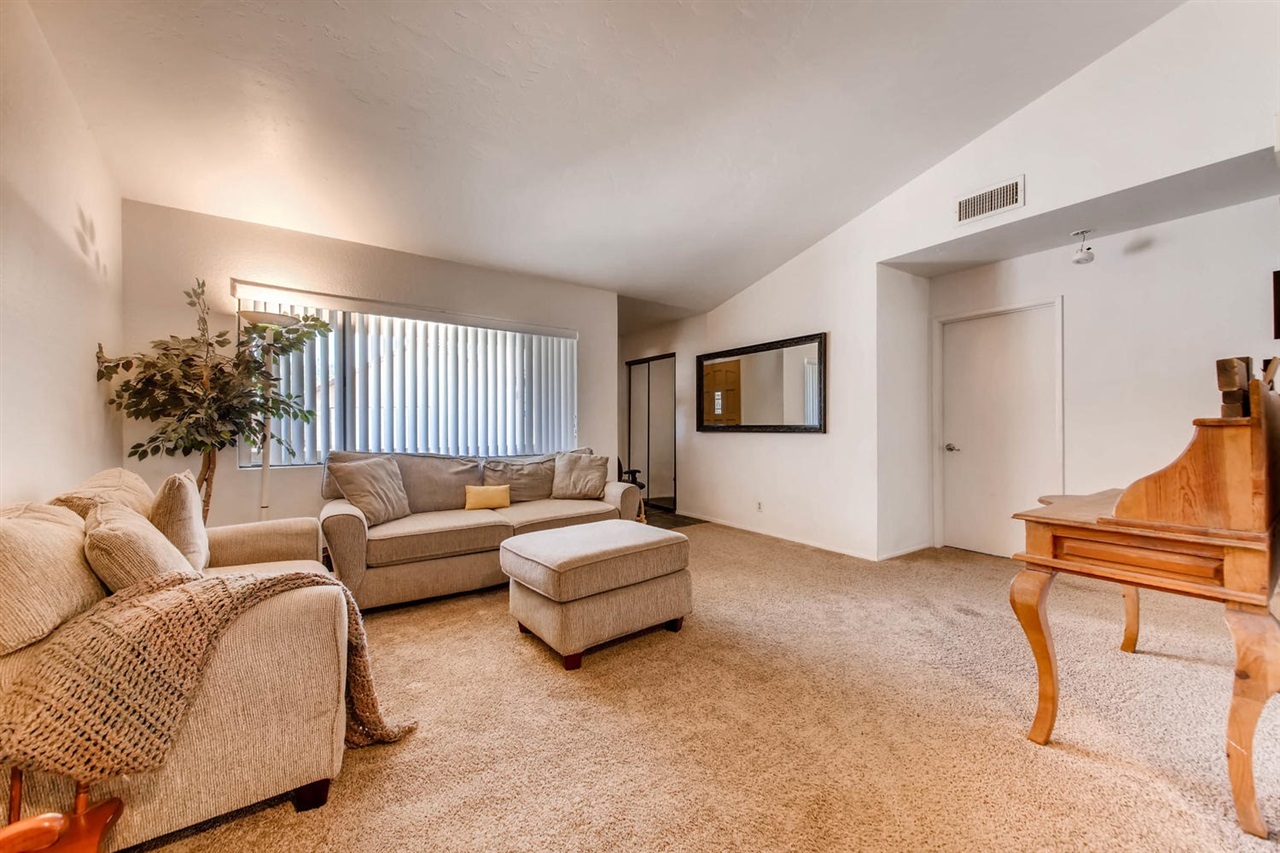 Property Photo: 2210 Avenida Del Diablo CA 92029