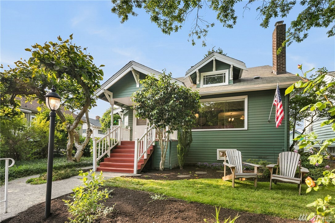 Property Photo: 508 N 78th St WA 98103