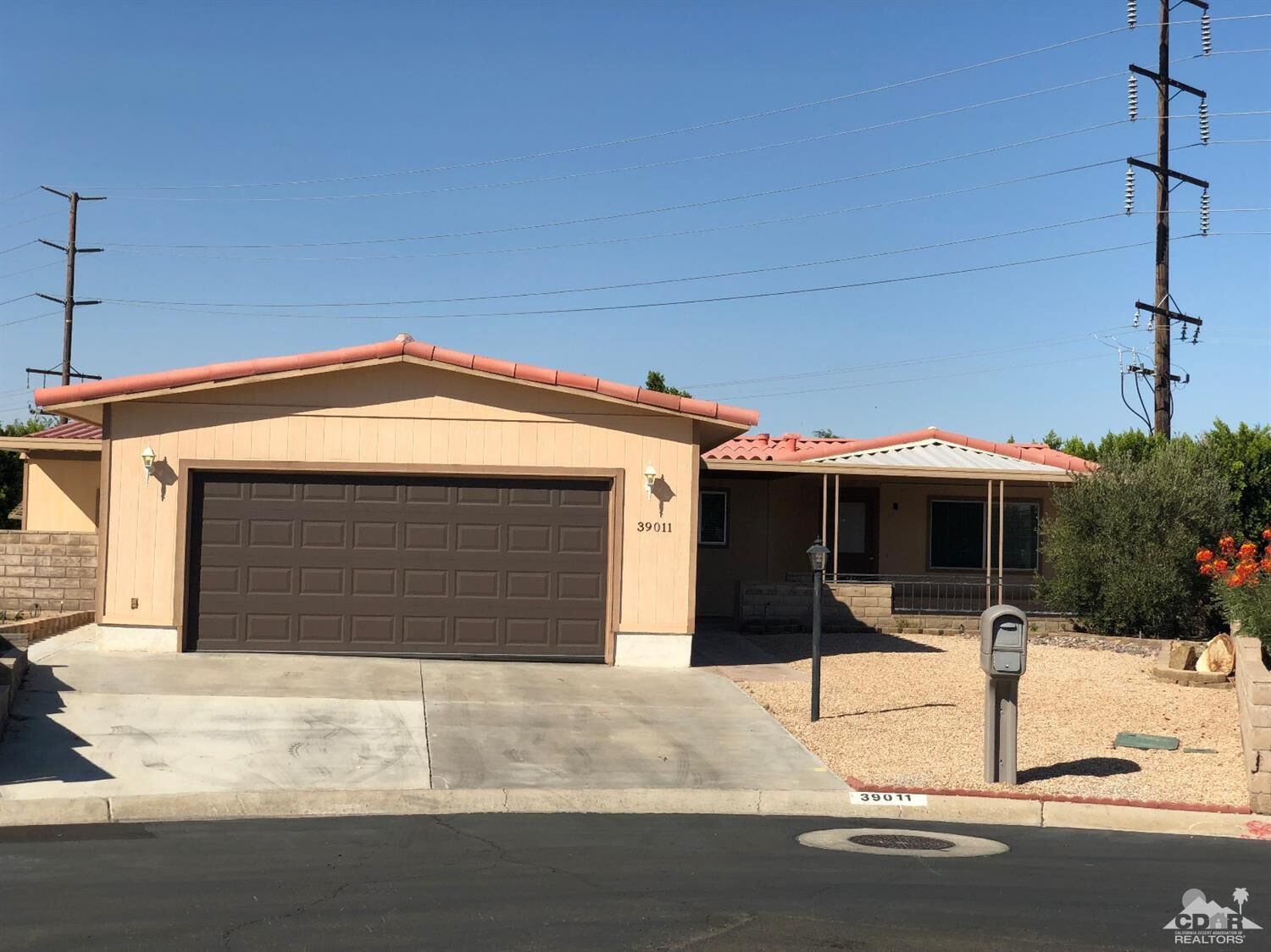 Property Photo: 39011 Cudy Circle CA 92260