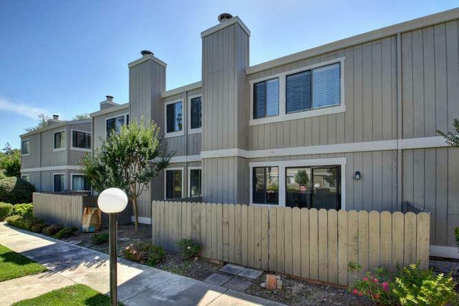 Property Photo:  2407 Post Oak Lane  CA 95825 