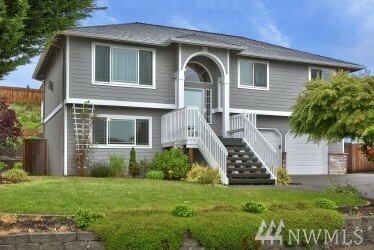 Property Photo:  8509 76th Ave NE  WA 98270 