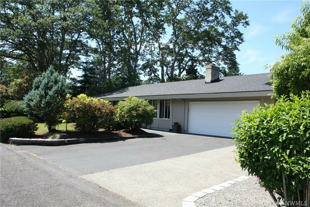 Property Photo:  8001 Sapphire Dr SW  WA 98498 