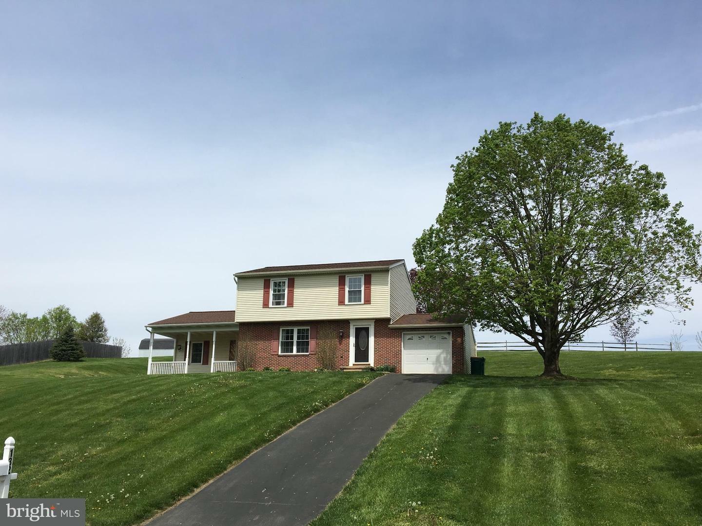 Property Photo:  132 Tracy Berg Road  PA 17603 