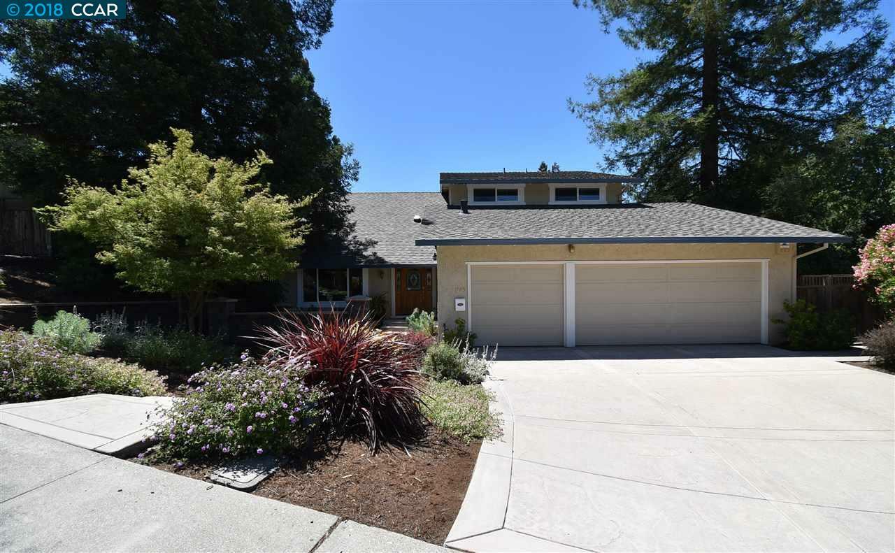 Property Photo:  1965 Woodbury Ct  CA 94596-6240 