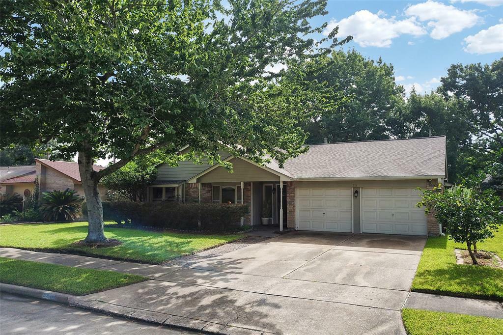 Property Photo:  3210 Sedgeborough Circle  TX 77449 