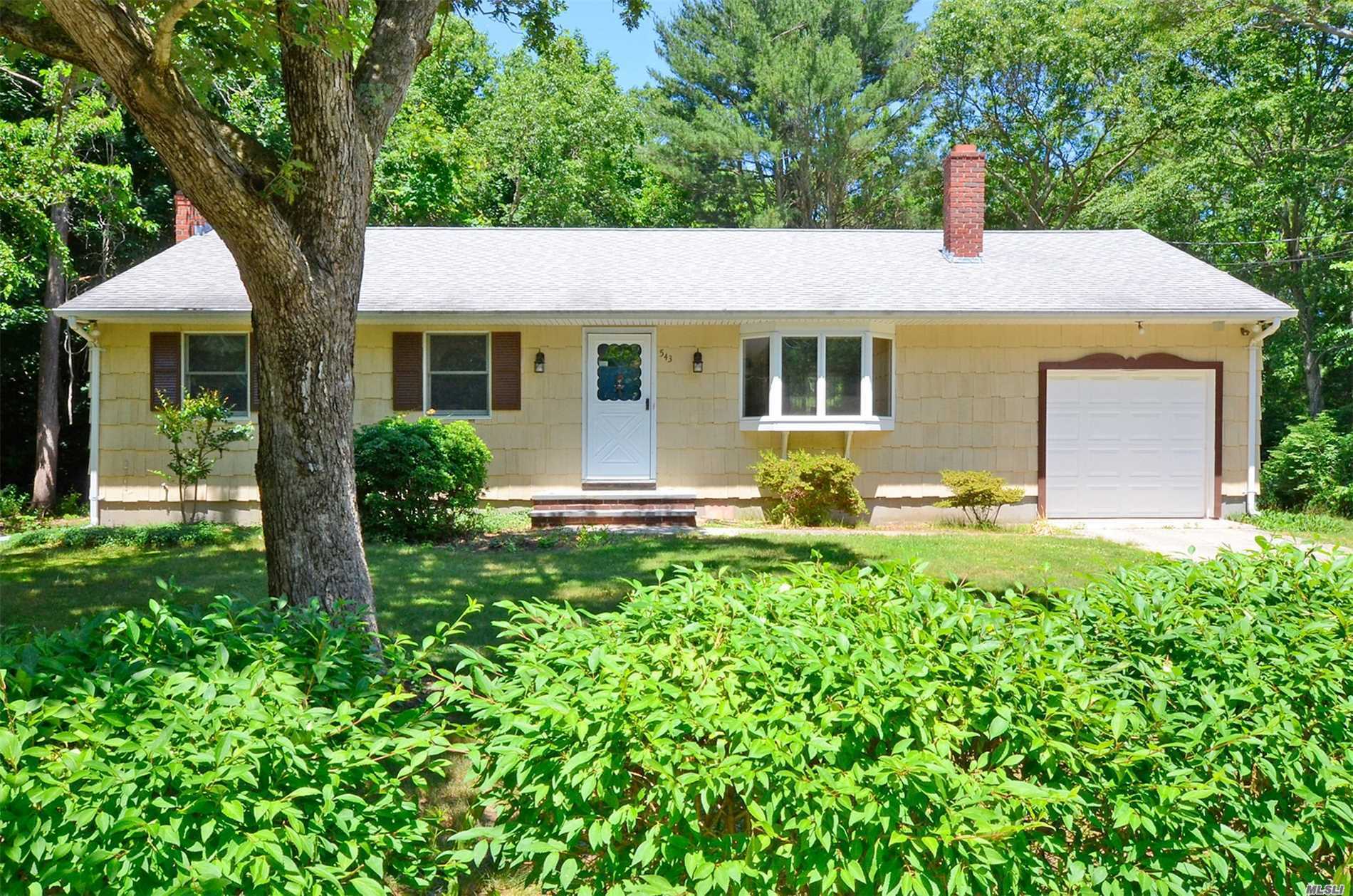 Property Photo:  543 Long Island Avenue  NY 11763 