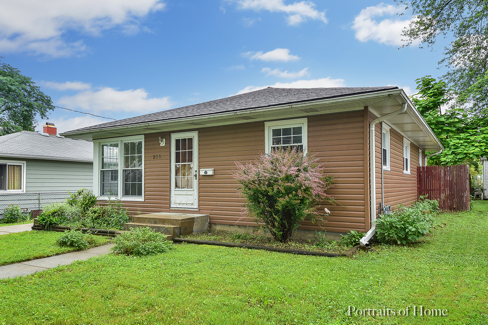 Property Photo:  235 Loucks Street  IL 60505 